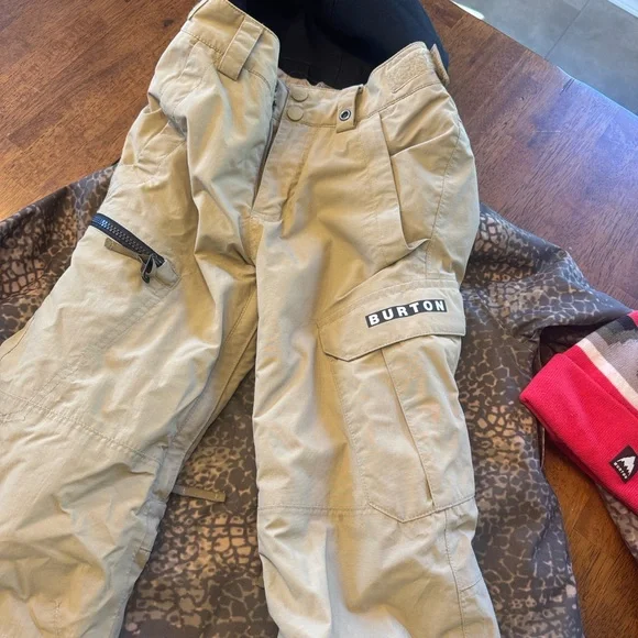 Burton Camo Jacket with Red Patterned Beanie - Picture 6 of 7